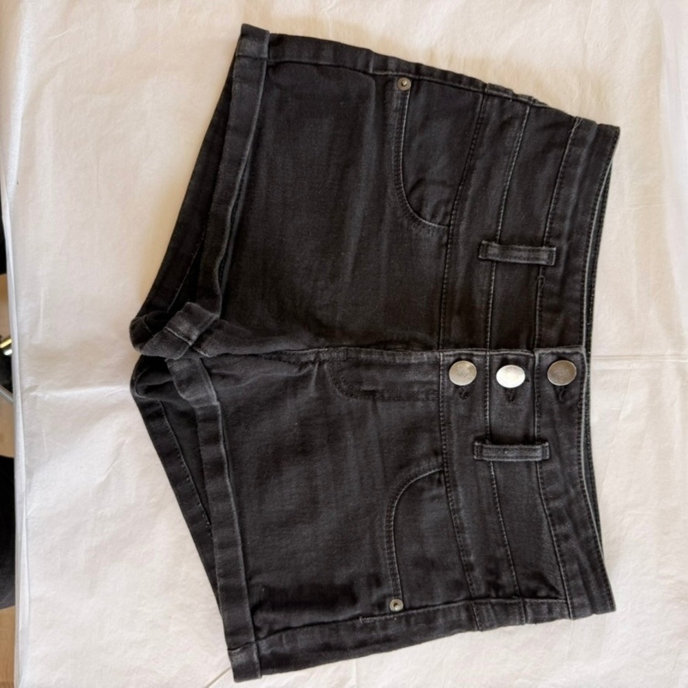 No Boundaries Denim Shorts Womens 9 Black Good Mid Rise 3-Button Fly Cuffed Hem